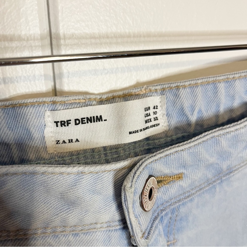 Zara TRF Denim Distressed Straight Leg Jeans. Size 10. - Picture 3 of 8